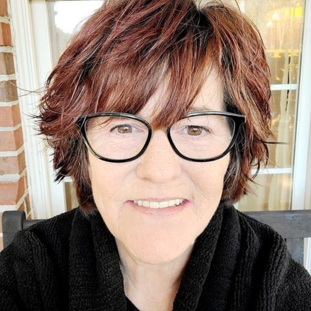Meet your Posher, Christine